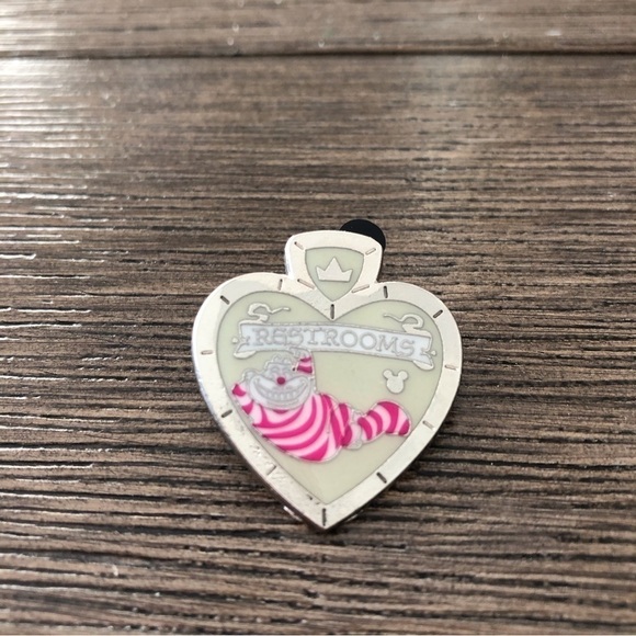Disney Official Trading Pin: Hidden Mickey: Completer Restroom Cheshire - Picture 1 of 2
